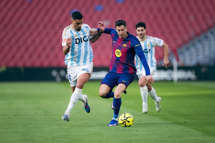 Barcelonan voitto Oviedosta, Atlético eteni helposti Mallorcan ohi La Ligassa. 1