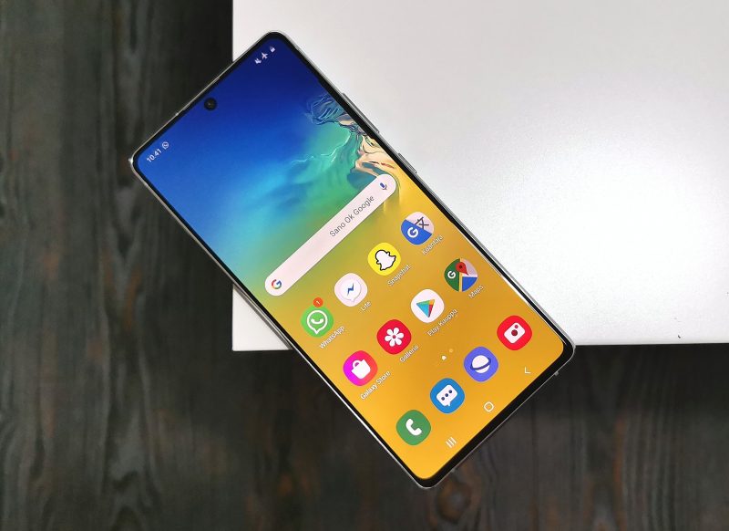 Google Play -palveluiden päivitykset alkavat jälleen Samsung-puhelimille odottamattoman tauon jälkeen.0