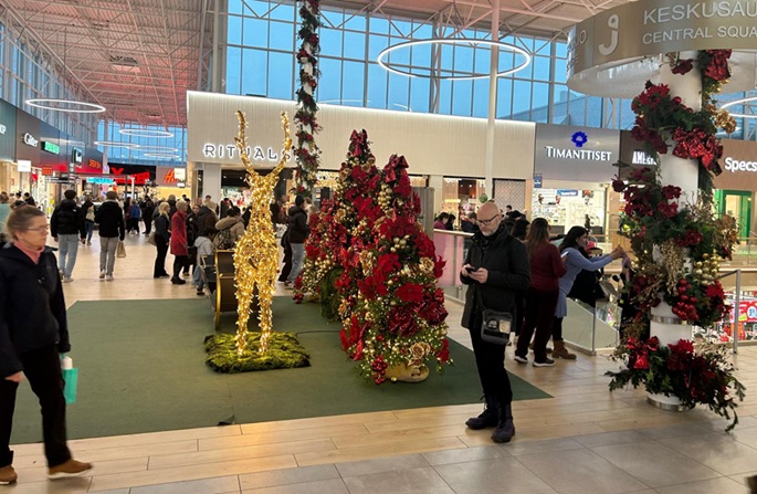 Joulu juhlistettu ilon ja riemun merkeissä. 1