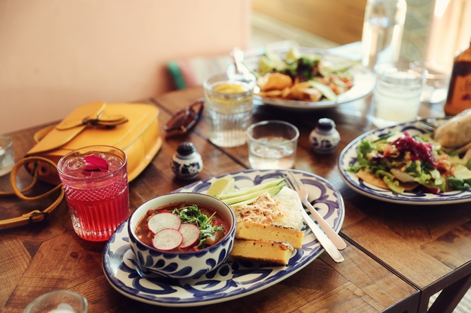Joulun perinteet ja muuttuvat makumieltymykset muokkaavat pohjoismaisia joulupöytiä. 1