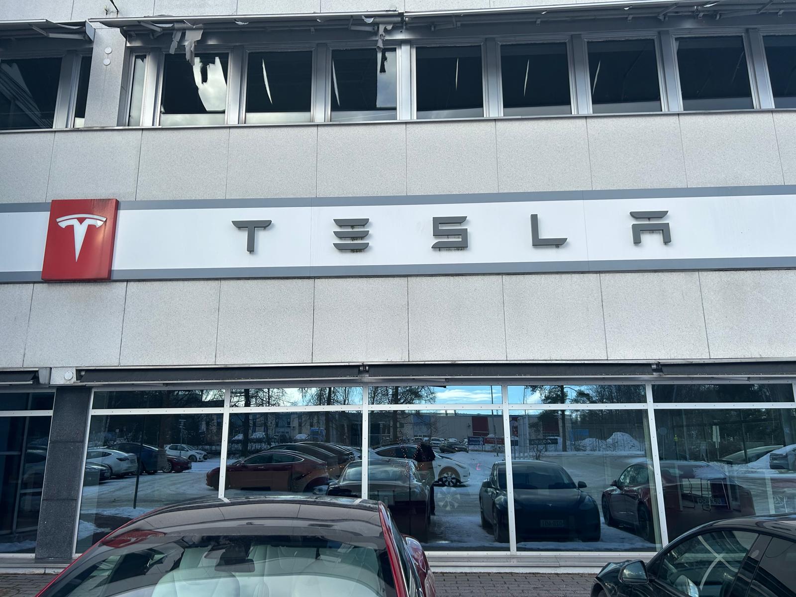 Teslan nettotulo romahtaa vuonna 2025. 1