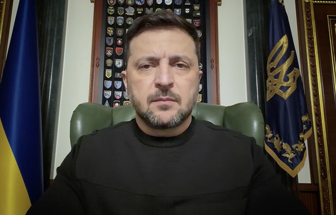 Zelensky vahvistaa, ettei alueellista koskemattomuutta uhata. 1
