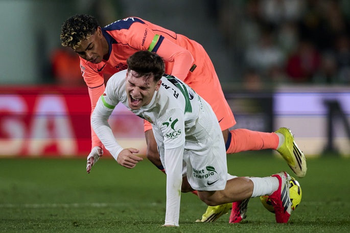 Barcelonan voitto Elchessä, Atletico menettää jälleen pisteitä vieraissa La Ligassa. 1