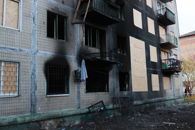 Euroopan parlamentti hyväksyi 90 miljardin euron lainan Ukrainan tukemiseksi. 1