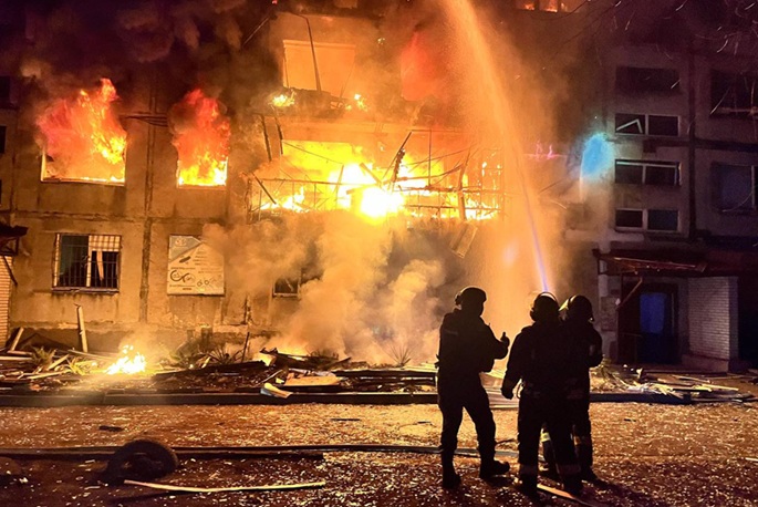 Hallitus aloittaa kansalaislahjoitusten keräämisen Ukrainalle. 1