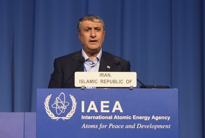 Iran hylkää nollarikkauden, esittää kaksiraiteista linjaa Yhdysvaltojen kanssa keskeytyneiden neuvottelujen keskellä. 1