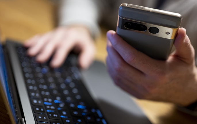 Saksa esittää 23 000 poistopyyntöä islamististen julkaisujen vuoksi vuonna 2025. 1