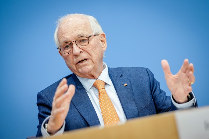 Trumpin 'tuhoisa politiikka' uhkaa globaalia järjestystä: asiantuntijat 1