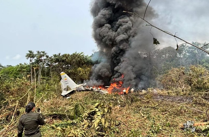 68 kuollut sotilaslentokoneen onnettomuudessa Kolumbiassa 1