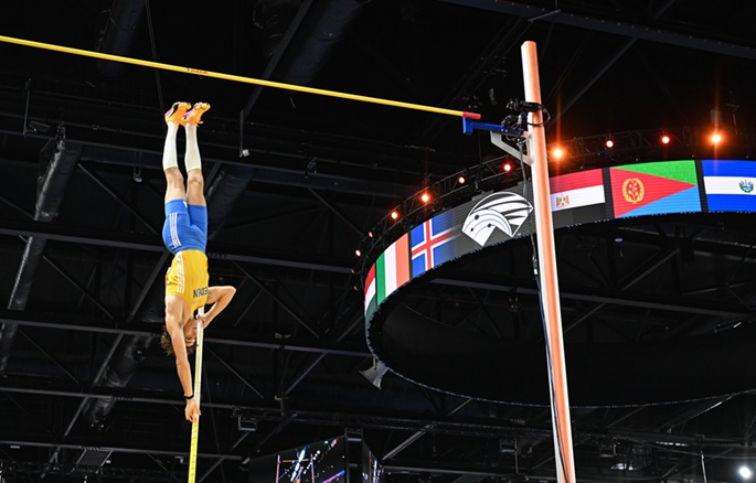 Duplantis voittaa kultaa, Ehammer rikkoo seitsenottelun maailmanennätyksen. 1