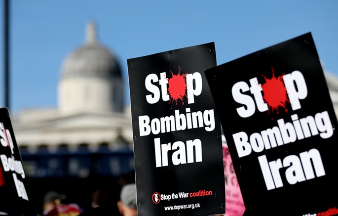 Euroopassa laaja mielenosoitusten aalto Yhdysvaltojen ja Israelin iskuja vastaan Iraniin 1