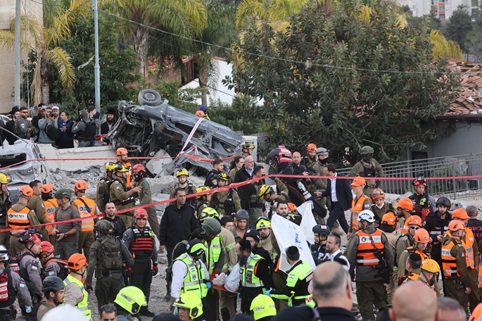 Iran ilmoittaa 1 045 kuolonuhrista Israelin ja Yhdysvaltojen hyökkäyksissä. 3