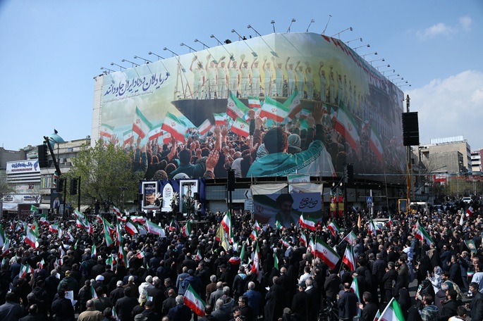 Israelin isku iranilaiseen kaasulaitokseen, Iran varoittaa hyökkäyksistä öljylaitoksiin 5