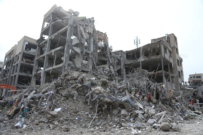 Israelin mukaan taistelu Irania vastaan jatkuu, Iran ei pyydä tulitaukoa. 1