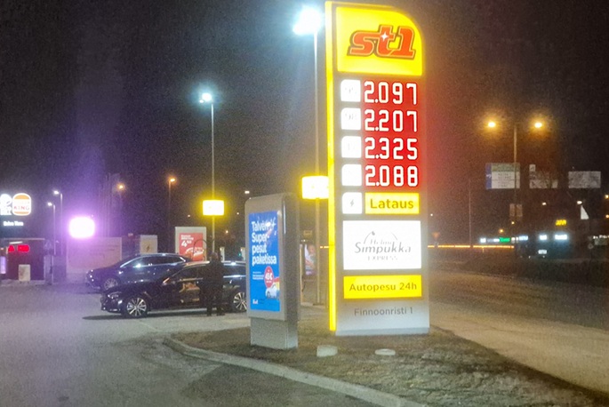 Kohonneet energiahinnat hidastavat Suomen talouskasvua. 1