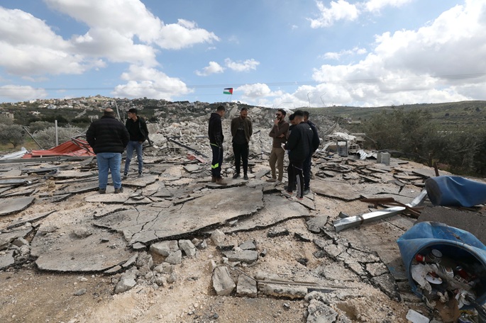 Norja tuomitsee palestiinalaisten pakkosiirrot Länsirannalla. 1