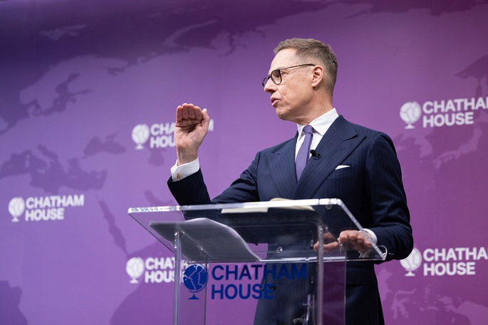 Stubbin mukaan Naton tulisi pysyä eristyksissä Iranin sodasta, BBC raportoi. 1