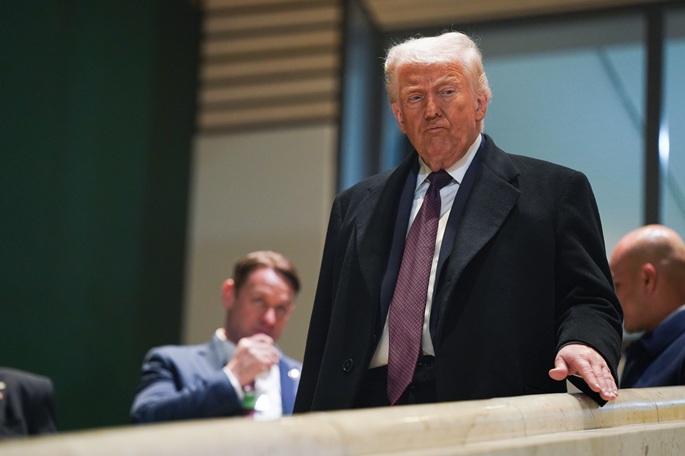 Trump väittää, että Kuuba "kaatuu melko pian" 1