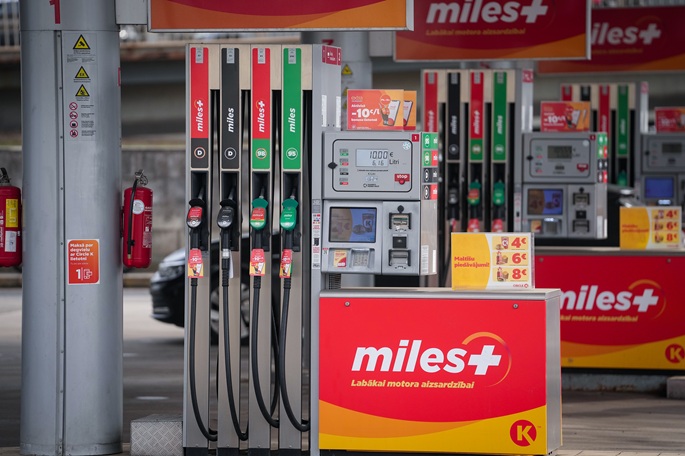 Alankomaiden hallitus myöntää 967 miljoonaa euroa energiahintojen vaikutusten lieventämiseksi. 1