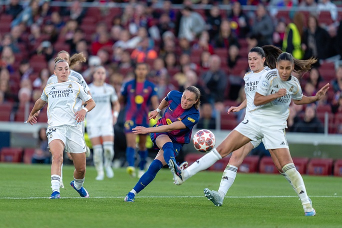 Barca murskaa Realin edetäkseen naisten Mestarien liigan välieriin. 1