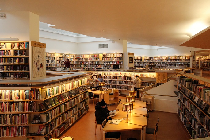 Espoon kaupunginkirjasto nostaa tulostus- ja kopiointihintoja toukokuusta alkaen. 1