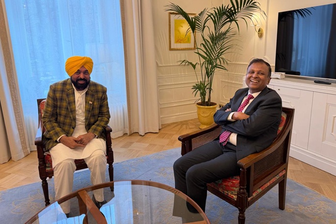 Intian ministeri ja lähettiläs tapaavat Helsingissä edistääkseen kansainvälistä kasvua 1