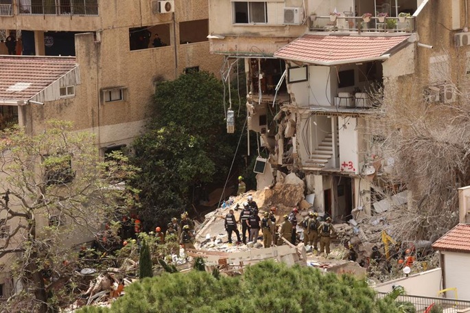 Iran hylkäsi tulitaukotarjouksen Trumpin uhkausten keskellä. 1