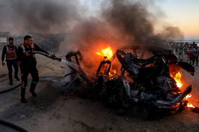 Israelin ilmaiskussa Gazassa kuusi palestiinalaista menehtyi turvallisuustarkastuspisteen kohdistuneessa hyökkäyksessä. 1
