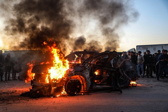 Israelin ilmaiskut Gazassa surmasivat kahdeksan palestiinalaista. 1