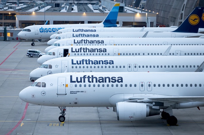 Lufthansa-lakot jatkuvat viidenteen päivään, satoja lisää lentoja peruttu. 1