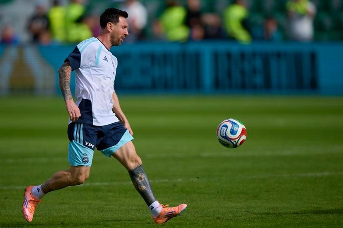 Messi ostaa Barcelonassa toimivan alempisarjalaisen seuran. 1