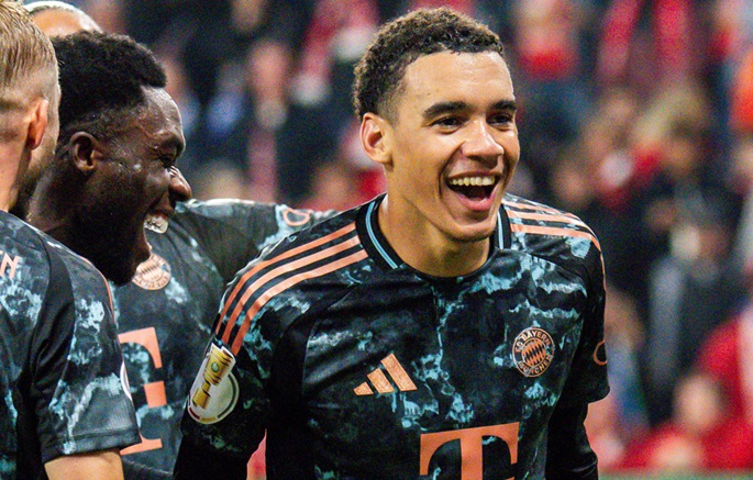 Musialan aikaraja tiukentuu, kun MM-unelmat ovat vaakalaudalla. 1