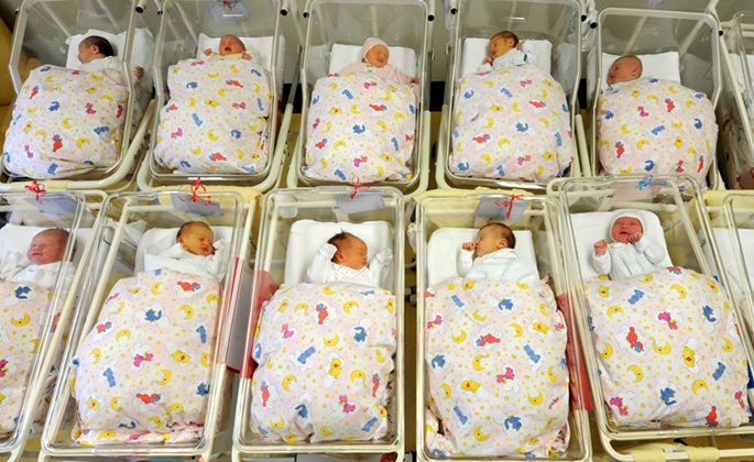 Saksassa syntyvyys laskee alhaisimmalle tasolle sodanjälkeisessä historiassa. 1