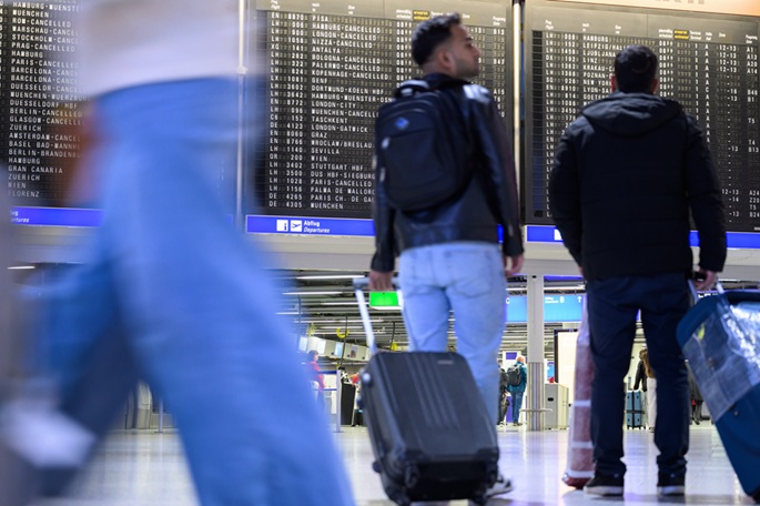 Satoja Lufthansa-lentoja peruttu, kun pilottien kaksipäiväinen lakko alkaa. 1