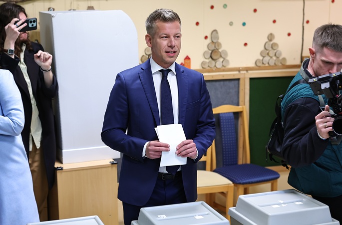 Stubb ja Orpo ylistävät Magyarin voittoa Unkarin vaaleissa 1