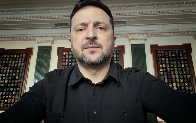 Zelensky ilmoittaa, että pääsiäisen tulitaukosopimus Venäjän kanssa on toimitettu Yhdysvaltoihin. 1