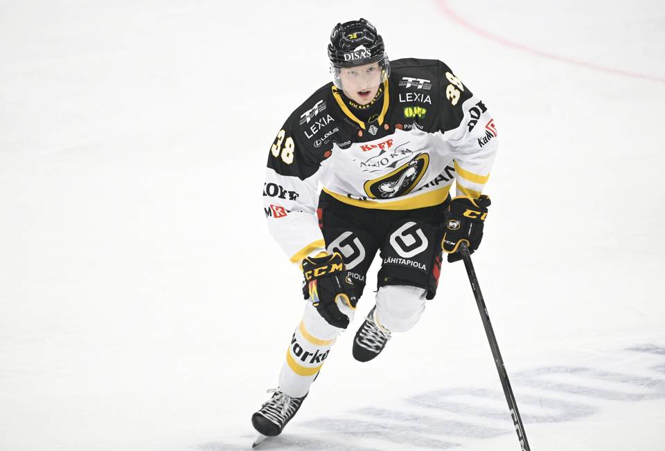 Aku Rädylle NHL-sopimus solmittu Aku Rädylle NHL-sopimus solmittu 1