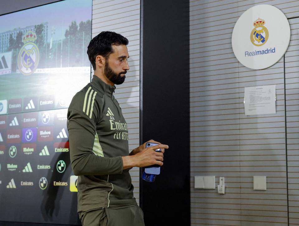 Alvaro Arbeloa vahvistaa: Real Madridin päävalmentaja vaihtuu jälleen kerran. 1