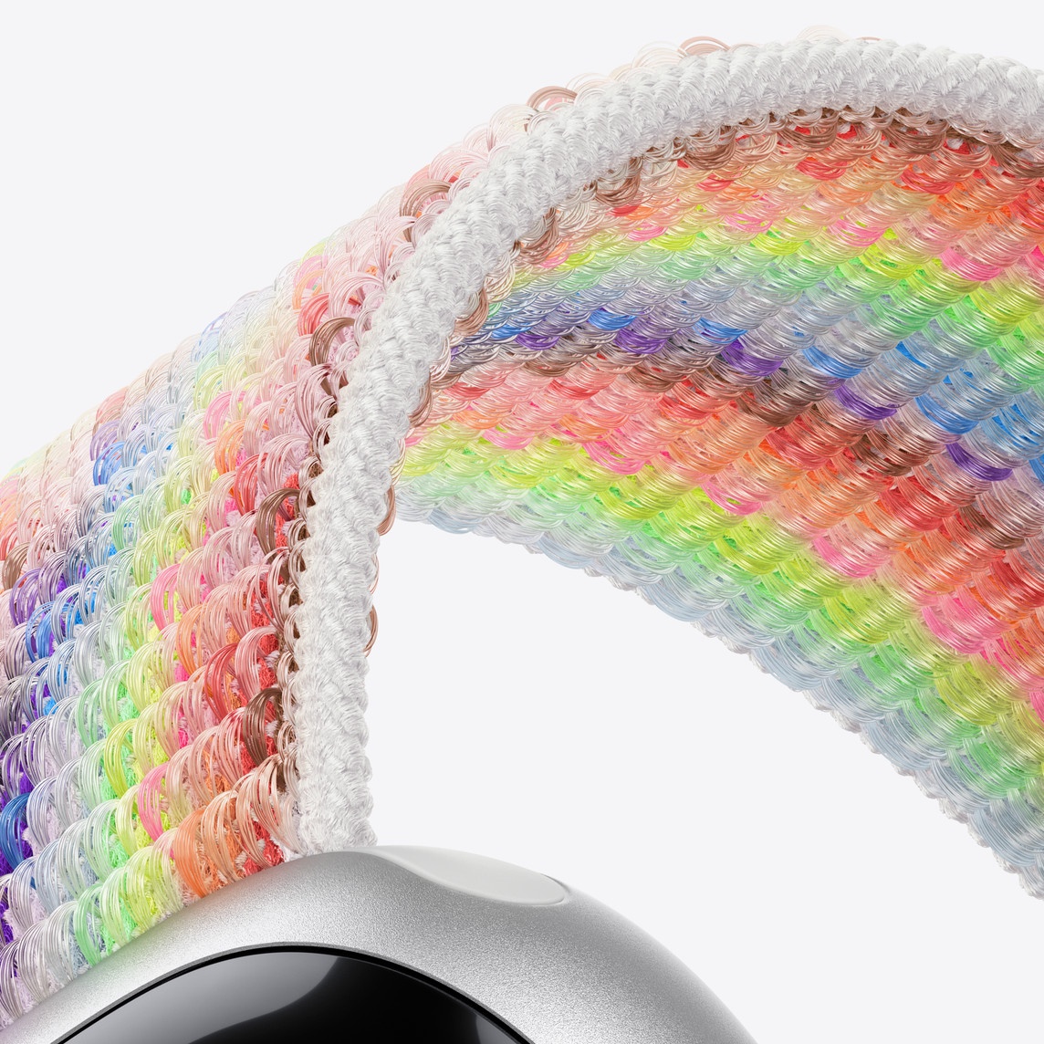 Apple esitteli ja lanseerasi uuden Pride Edition Sport Loop -rannekkeen – uudet Pride-kellotaulut ja -taustakuvat saapuvat pian.1