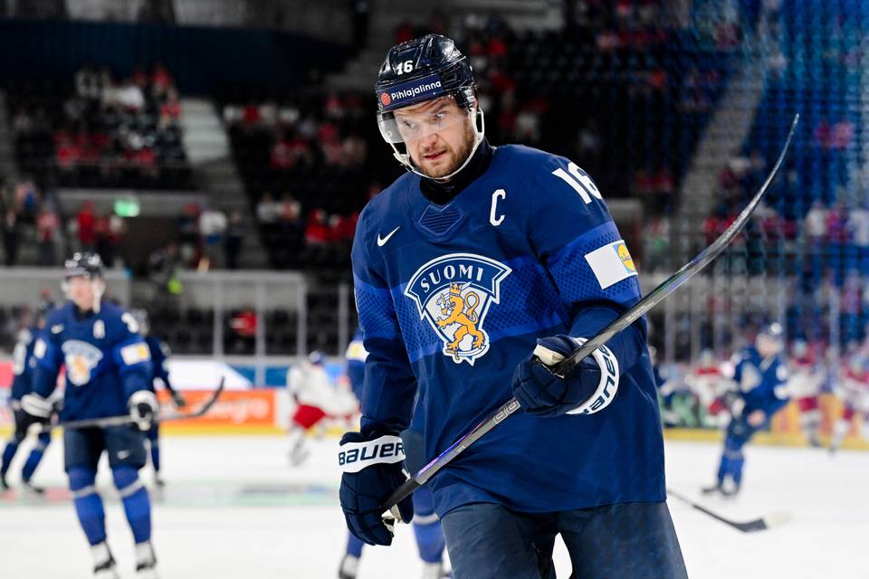 Barkovin rinnalla Stanley Cupin voittanut pelaaja korostaa: "Älä murehdi liikaa, vaan keskity pelaamiseen" 2