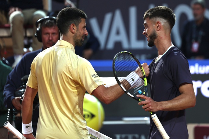 Djokovic putoaa Italian avoimista mestaruuskilpailuista. 1