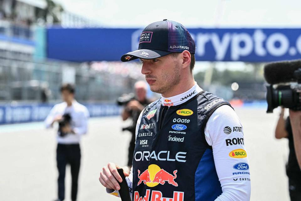 F1-maailmanmestari Max Verstappenin uran tulevaisuudesta vahva lausunto: "Ei ole lähdössä minnekään" 1