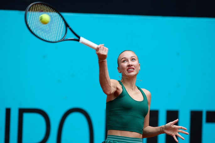 Gauff putoaa, Sabalenka ja Osaka etenevät Ranskan avoimien neljännelle kierrokselle 1
