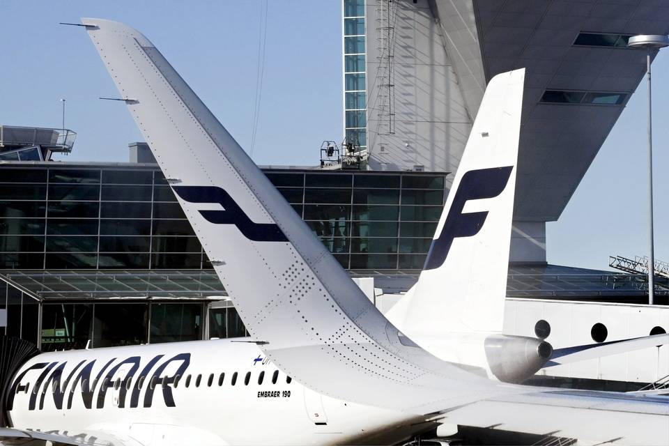 Ihminen menehtyi lennolla Helsinki-Vantaalle. Ihminen menehtyi lennolla Helsinki-Vantaalle. 1