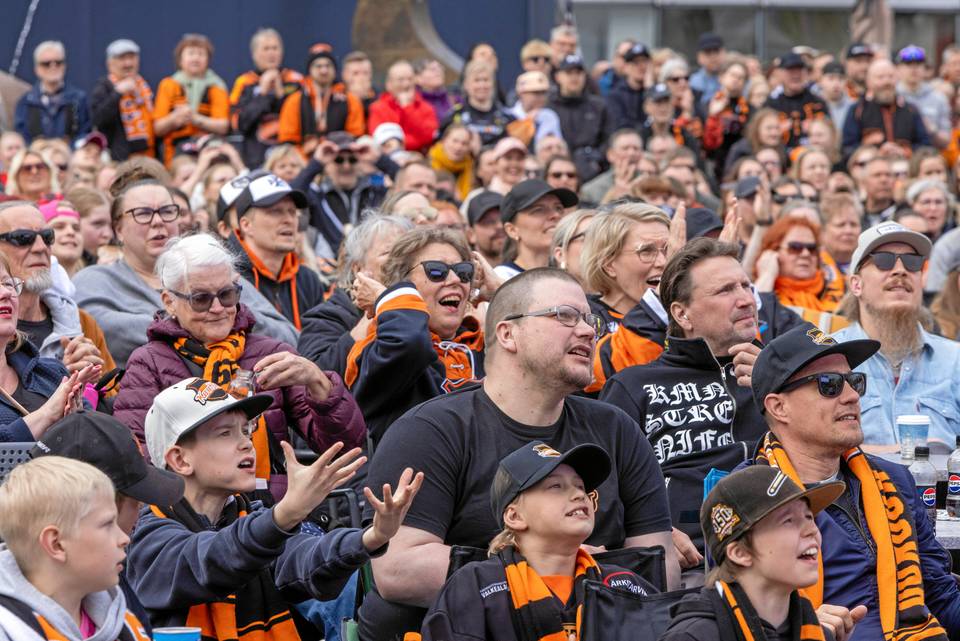 Jääkiekon SM-liigan seitsemäs finaali eteni – tutustu mestaruusvideoihin ja kuvagalleriaan Jääkiekon SM-liigan seitsemäs finaali eteni – tutustu mestaruusvideoihin ja kuvagalleriaan 3