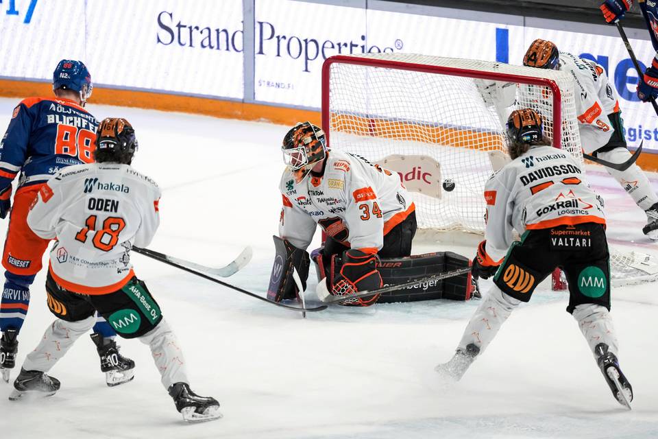 Jääkiekon SM-liigan seitsemäs finaali eteni – tutustu mestaruusvideoihin ja kuvagalleriaan Jääkiekon SM-liigan seitsemäs finaali eteni – tutustu mestaruusvideoihin ja kuvagalleriaan 6