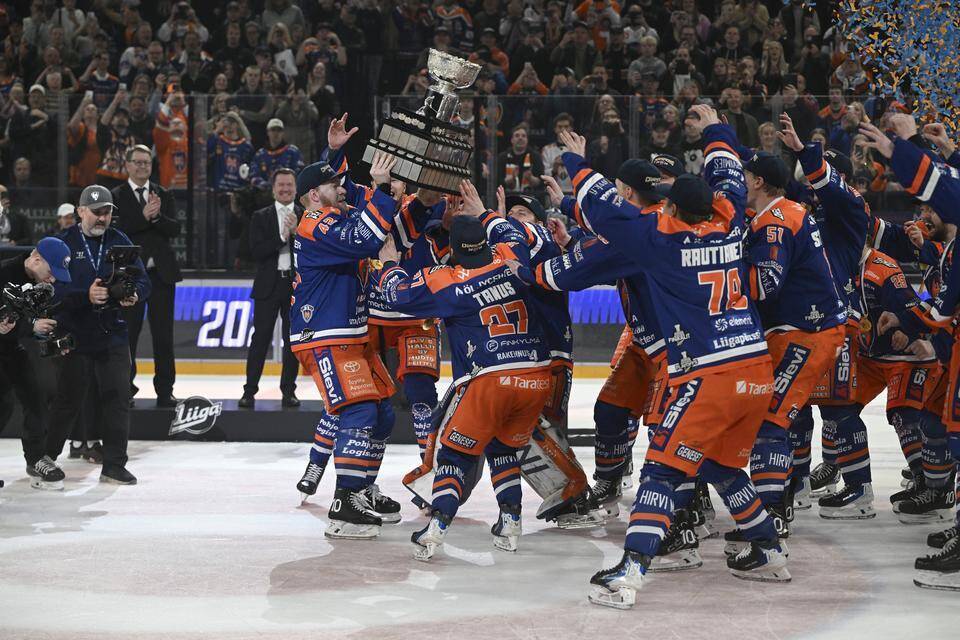 Jännittävä finaali päättyi – Tappara voitti Suomen mestaruuden kahden vuoden tauon jälkeen. 1