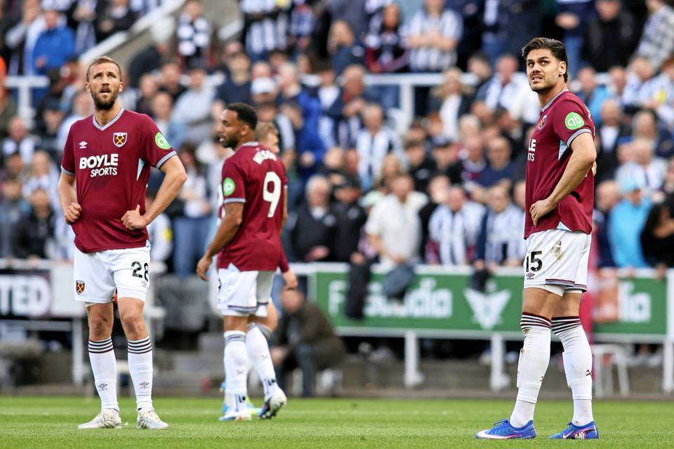 Kauhea tilanne Lontoossa: toinen huippuseura tippuu Englannin Valioliigasta Kauhea tilanne Lontoossa: toinen huippuseura tippuu Englannin Valioliigasta 2