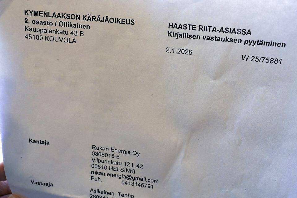 Kiteen Asikaiset joutuivat oikeudelliseen riitaan sähkölaskusta yrityksen kanssa, jonka asiakkaina he eivät ole koskaan olleet. Kiteen Asikaiset joutuivat oikeudelliseen riitaan sähkölaskusta yrityksen kanssa, jonka asiakkaina he eivät ole koskaan olleet. 2