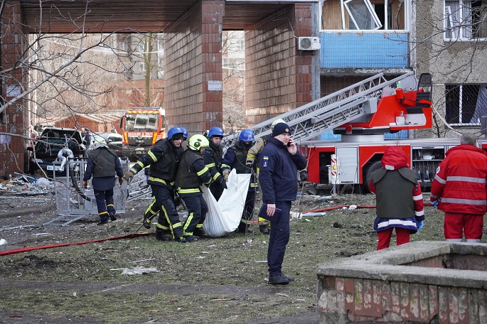 Kymmenen kaksi kuollut Venäjän laajassa iskussa Kiovaan. 1